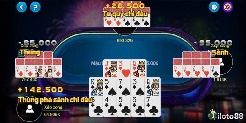 Khi chơi mậu binh online bạn cần lưu ý sử dụng các tính năng gợi ý của app game để tránh binh lủng