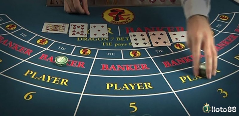 Hoa hồng dealer thường được chi trả hàng tháng hoặc theo dự án, chủ yếu qua chuyển khoản ngân hàng để đảm bảo minh bạch